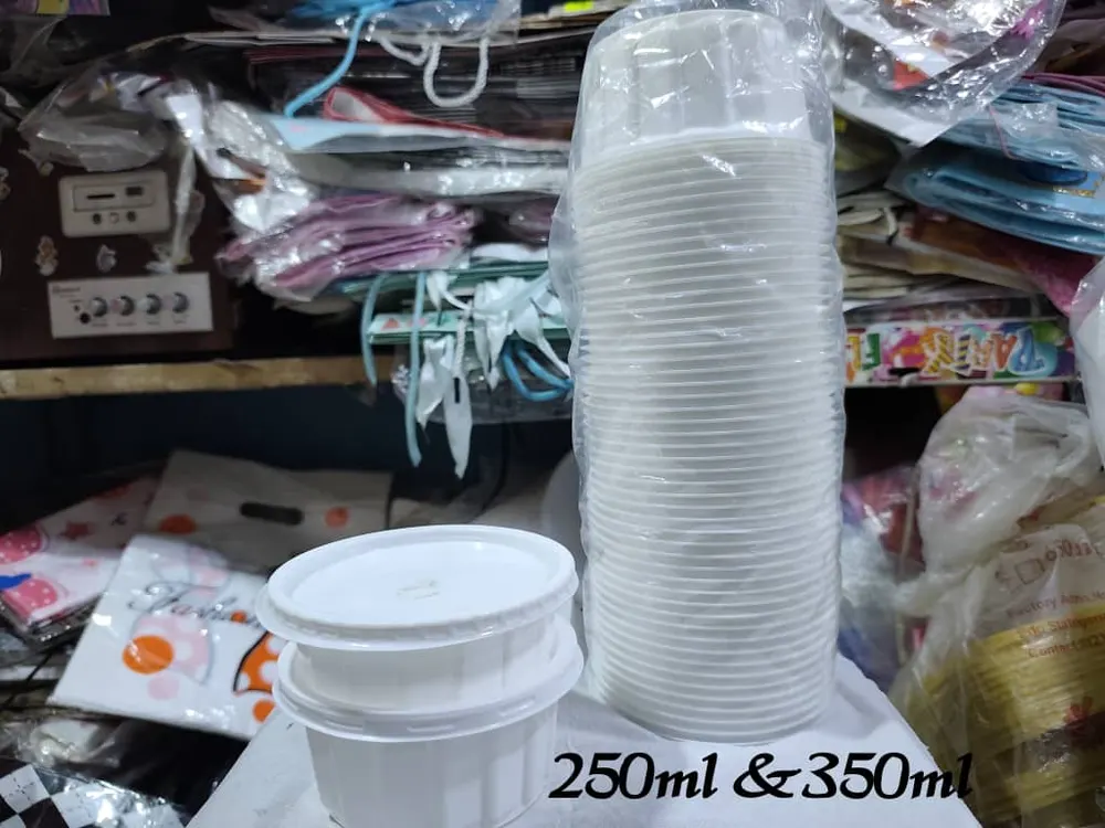 Pots Plastique 250 ml & 350 ml